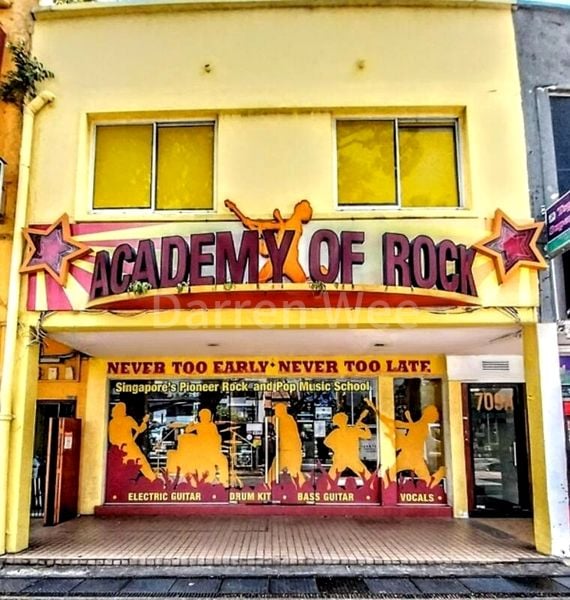 Food & Beverage for Rent: ️ Siglap / East Coast ️ Fitted F&B Shop - Image 11