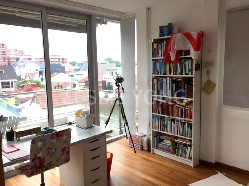 5 Bed Terraced House (Landed) for Rent in  Charlton Residences - Image 3