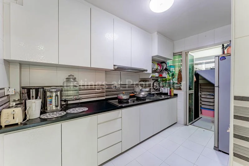 Premium HDB for Sale in 175B Yung Kuang Road - Image 4