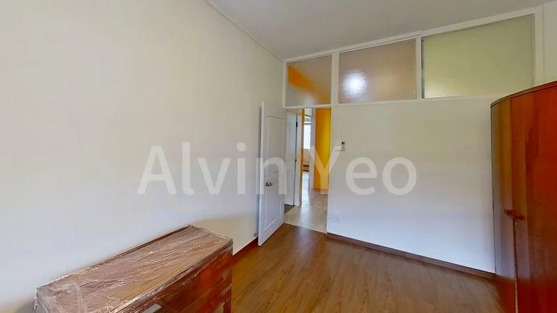 3 Bed Walk-up Apartment (Condo) for Rent in  Hillcrest Park - Image 11