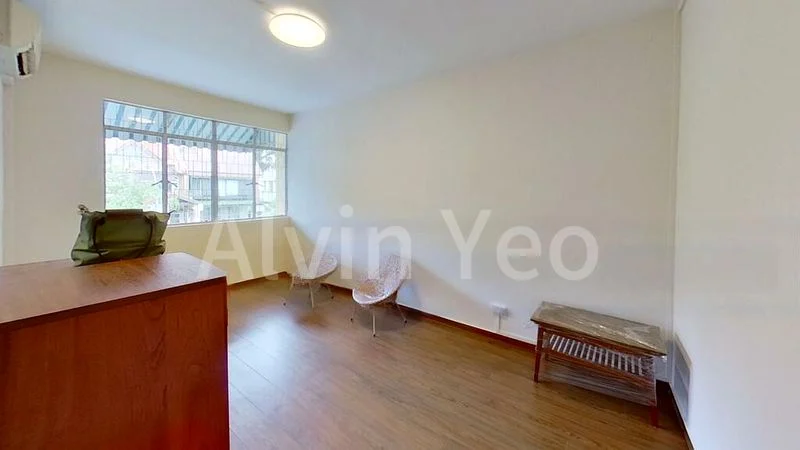 3 Bed Walk-up Apartment (Condo) for Rent in  Hillcrest Park - Image 13