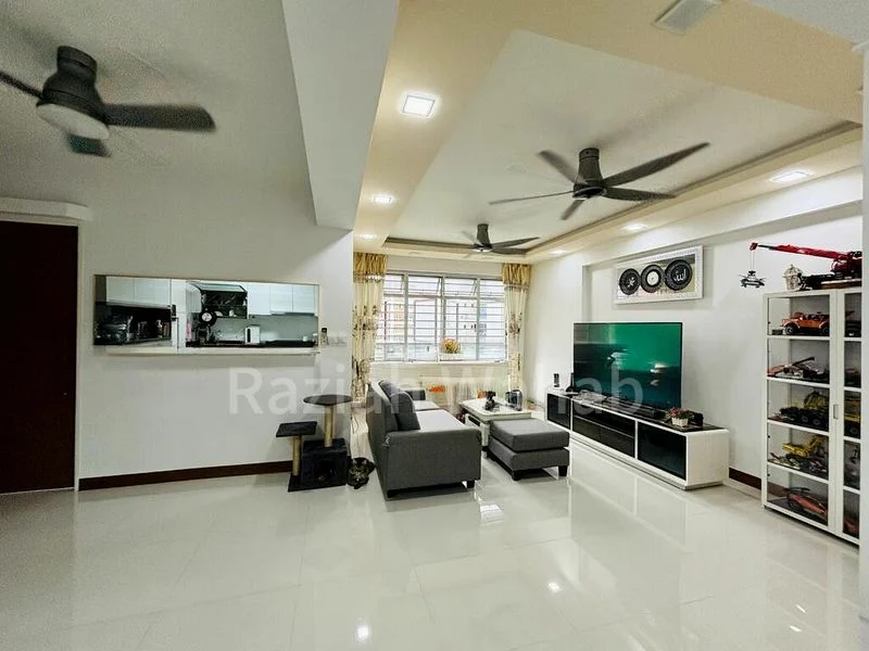 4 Room (4A) HDB for Rent in  811A Choa Chu Kang Avenue 7 - Image 1
