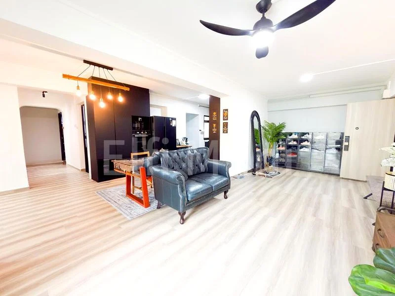 5 Room (5I) HDB for Sale in 898A Woodlands Drive 50 - Image 9