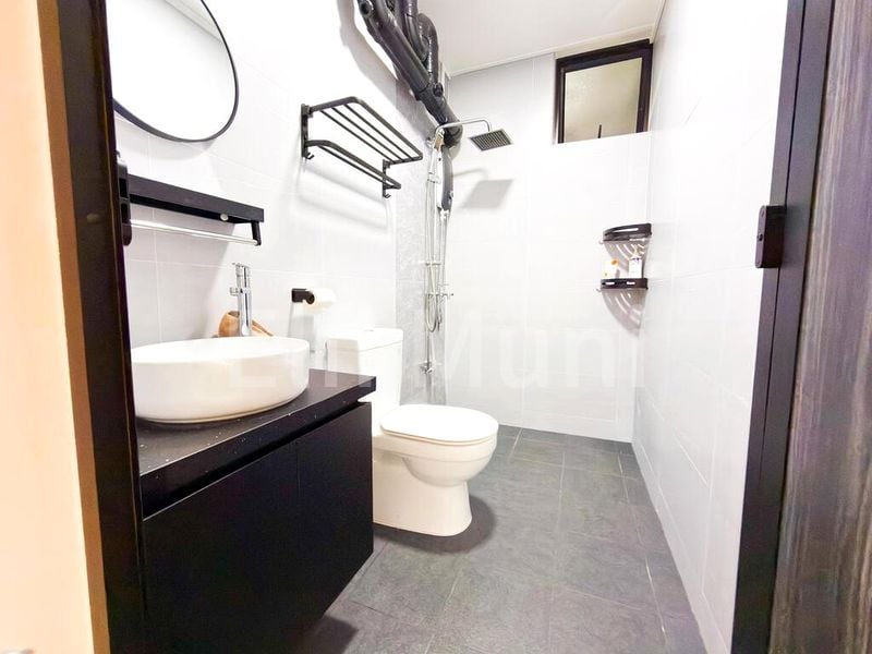 5 Room (5I) HDB for Sale in 898A Woodlands Drive 50 - Image 1