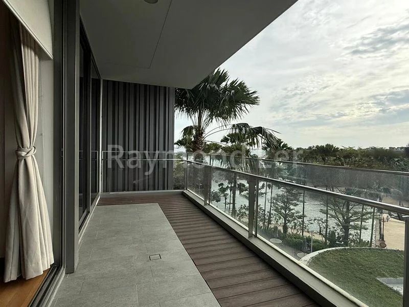 4 Bed Apartment (Condo) for Rent in  Seascape - Image 1