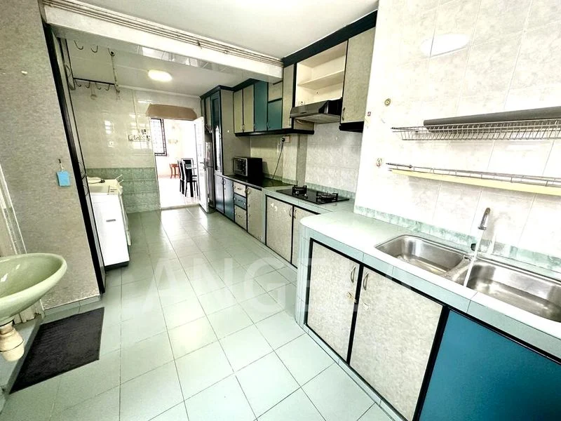 3 Room (3I) HDB for Rent in  114 Lorong 1 Toa Payoh - Image 4