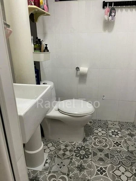 3 Room (3NG) HDB for Sale in  465 Ang Mo Kio Avenue 10 - Image 6