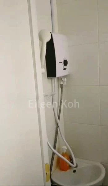 Common Room (Condo) for Rent in  Maple Woods - Image 12