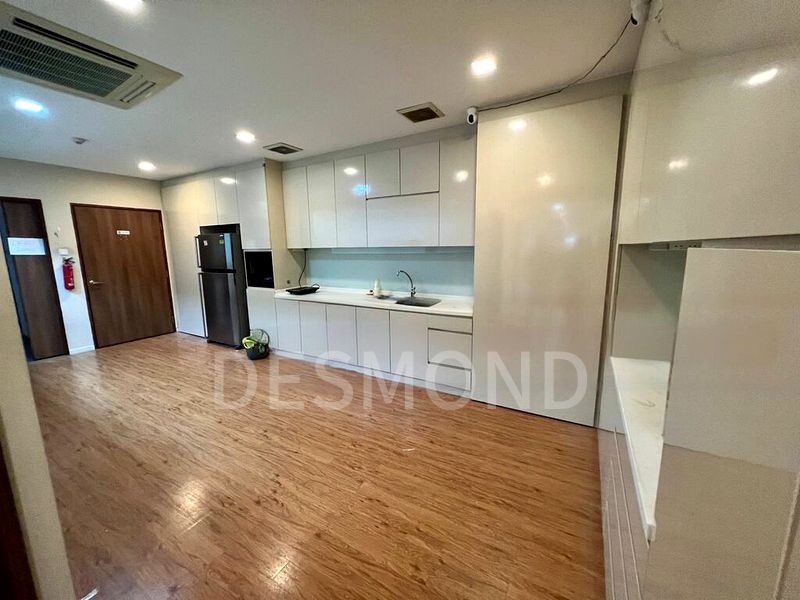 Light Industrial (B1) for Rent: Lhk3 Building - Image 1