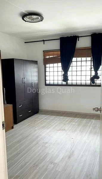 5 Room (5I) HDB for Rent in  568 Pasir Ris Street 51 - Image 4