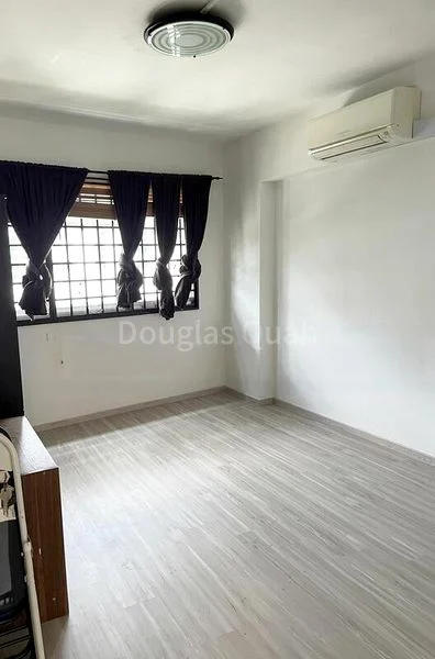 5 Room (5I) HDB for Rent in  568 Pasir Ris Street 51 - Image 5