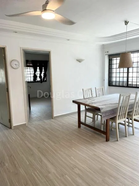 5 Room (5I) HDB for Rent in  568 Pasir Ris Street 51 - Image 2