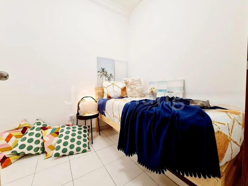 Room (Condo) for Rent in  32 Penhas Road - Image 1