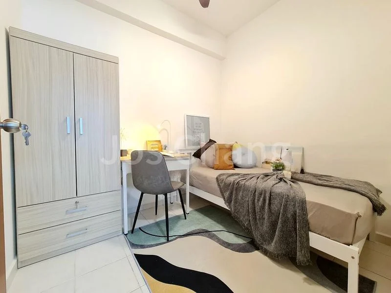 Room (Condo) for Rent in  32 Penhas Road - Image 12