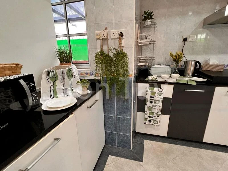 Common Room (Landed) for Rent in  Standard Chartered @ Changi - Image 9