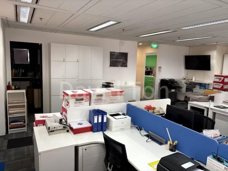 Office for Rent: Excellent Seaview, Fitted Office in Tanjong Pagar - Image 3