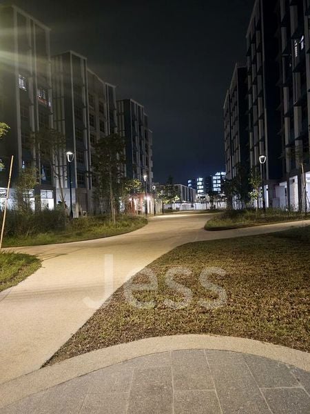 4 Bed Executive Condo for Rent in  1 Canberra - Image 5