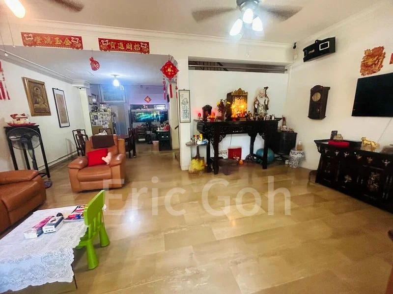 4 Bed Terraced House (Landed) for Sale in Gek Lim Mansions - Image 1