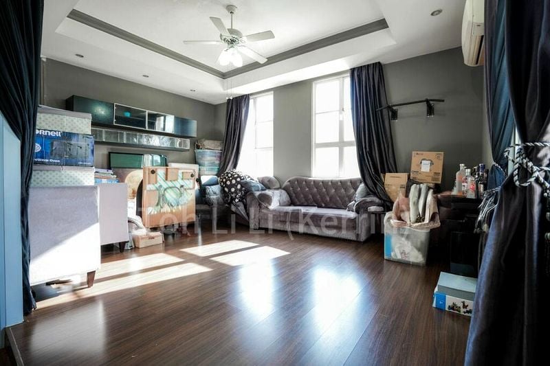 5 Bed Semi-Detached House (Landed) for Sale in  Burgundy Hill - Image 5