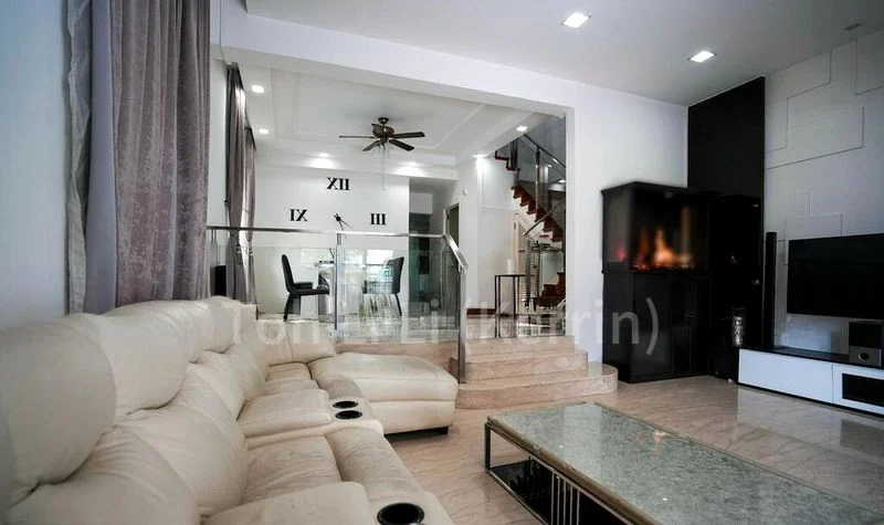 5 Bed Semi-Detached House (Landed) for Sale in  Burgundy Hill - Image 1