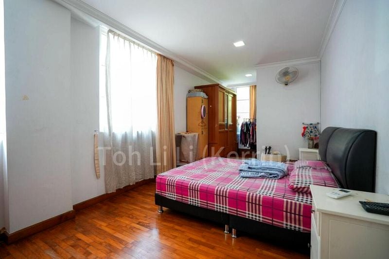 5 Bed Semi-Detached House (Landed) for Sale in  Burgundy Hill - Image 6