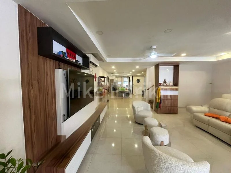 5 Bed Terraced House (Landed) for Sale in  Seletar Hills Estate - Image 1