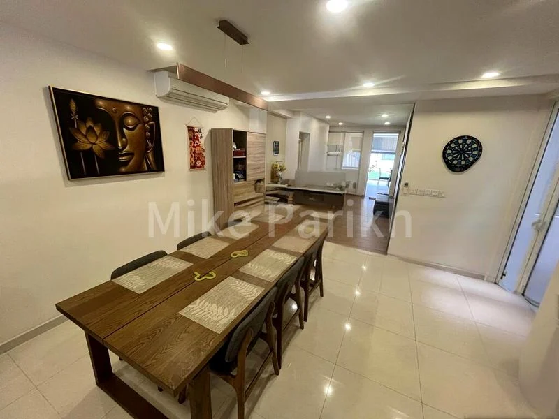 5 Bed Terraced House (Landed) for Sale in  Seletar Hills Estate - Image 10