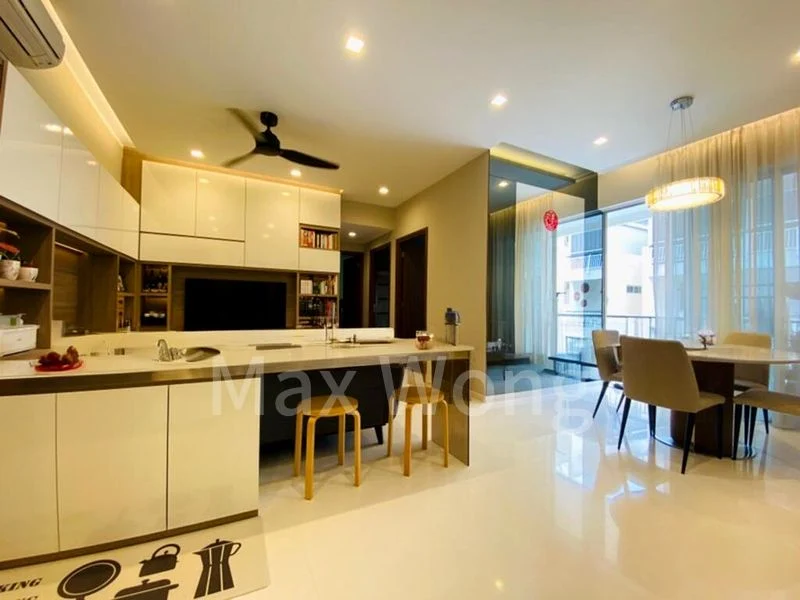 4 Bed Apartment (Condo) for Sale in  Whitehaven - Image 6