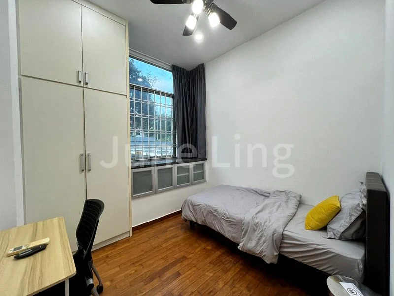 Common Room (Condo) for Rent in  The Calypso - Image 2