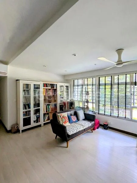 5 Room (5STD) HDB for Rent in  524A Tampines Central 7 - Image 5