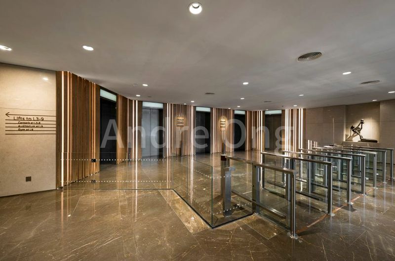 Office for Rent: Capital Tower - Image 4