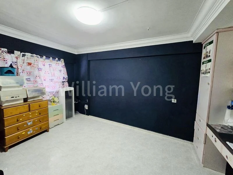 3 Room (3I) HDB for Sale in  412 Pandan Gardens - Image 4