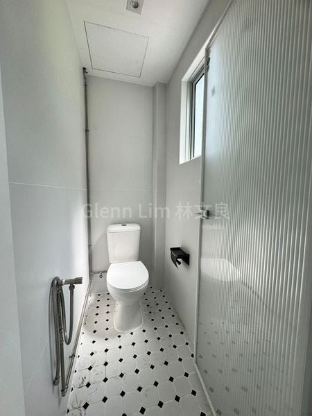 1 Bed Apartment (Condo) for Rent in  Flanders Square - Image 5