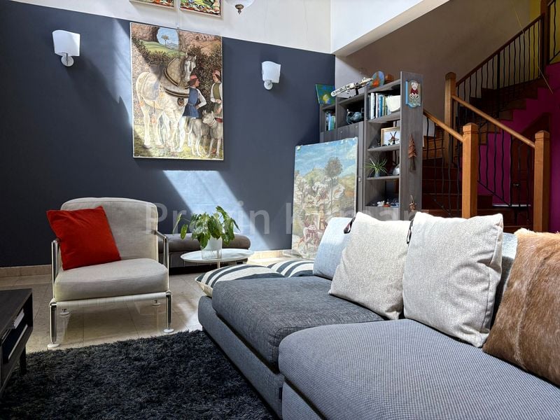 4 Bed Landed for Sale in  The Riverina - Image 11