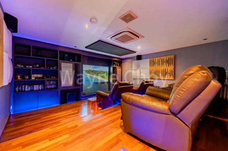 8 Bed Bungalow (Landed) for Sale in  Wak Hassan Drive - Image 2