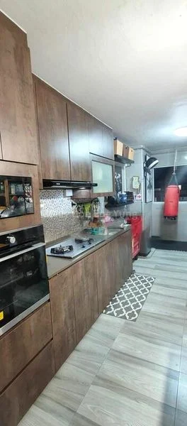 4 Room (4A) HDB for Sale in  30 Teban Gardens Road - Image 4