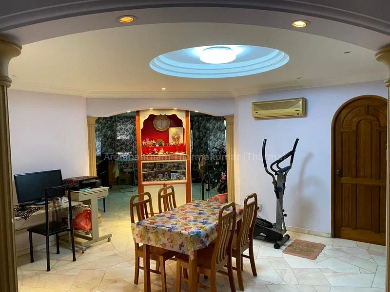 5 Room (5I) HDB for Sale in  896A Woodlands Drive 50 - Image 2