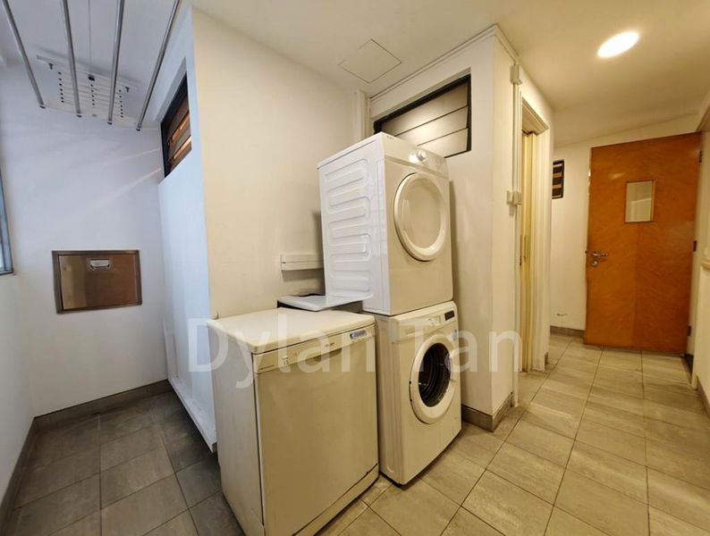 4 Bed Condo for Rent in  Grange 70 - Image 10