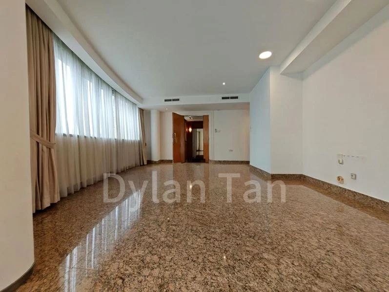 4 Bed Condo for Rent in Grange 70 - Image 3