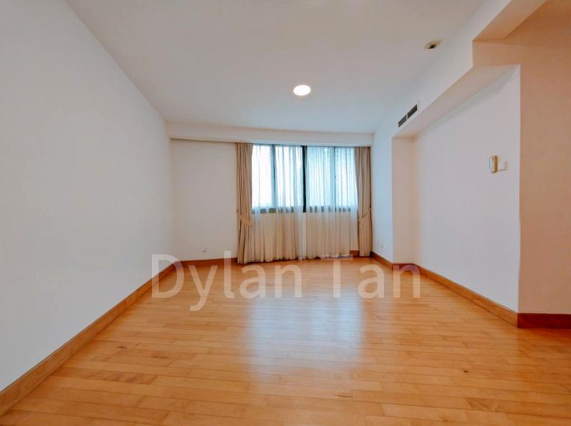 4 Bed Condo for Rent in  Grange 70 - Image 5
