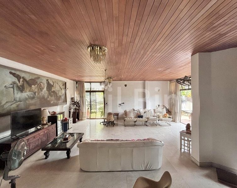 5 Bed Bungalow (Landed) for Sale in  Hillview Garden Estate - Image 1