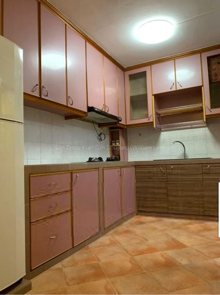 5 Room (5I) HDB for Rent in  291B Bukit Batok Street 24 - Image 11
