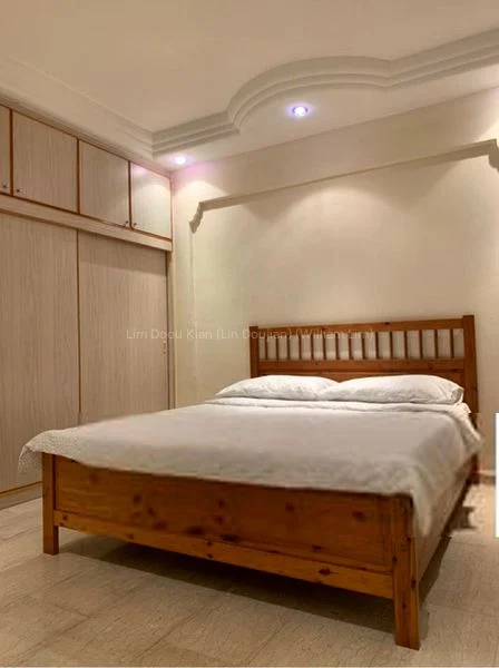 5 Room (5I) HDB for Rent in  291B Bukit Batok Street 24 - Image 6