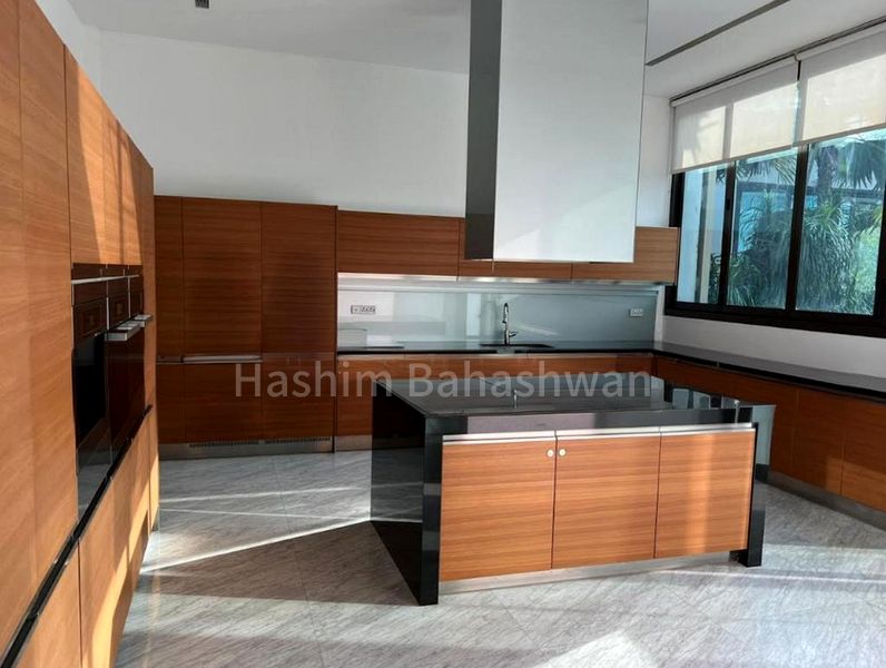 5 Bed Bungalow (Landed) for Sale in Ocean Drive - Image 4