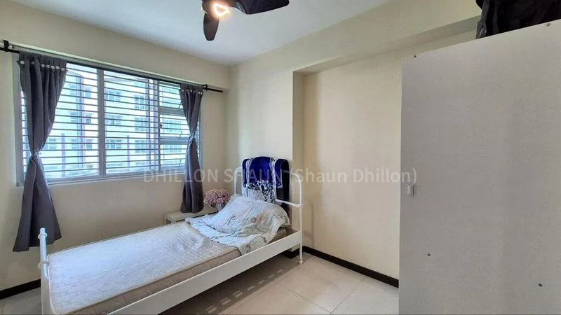 4 Room (4A) HDB for Sale in  574A Woodlands Drive 16 - Image 5