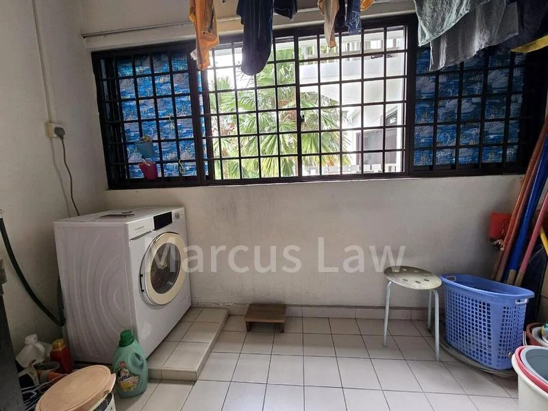 5 Room (5I) HDB for Sale in  129 Rivervale Street - Image 6