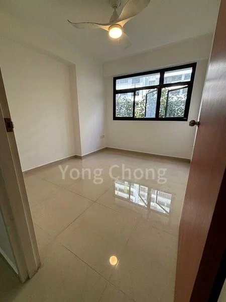 4 Room (4A) HDB for Sale in  608A Tampines North Drive 1 - Image 4