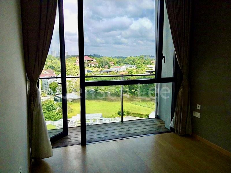 1 Bed Condo for Rent in  The Crest - Image 5