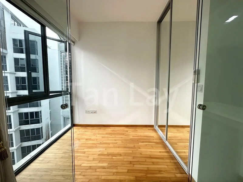 1+1 Bed Apartment (Condo) for Sale in  Watertown - Image 5