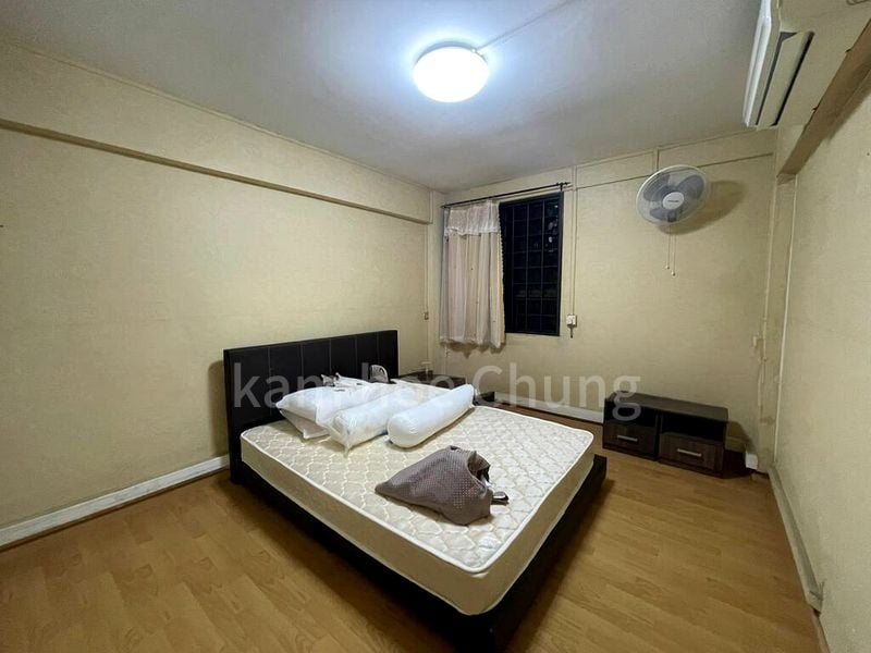 3 Room (3I) HDB for Rent in  2 Jalan Batu - Image 1